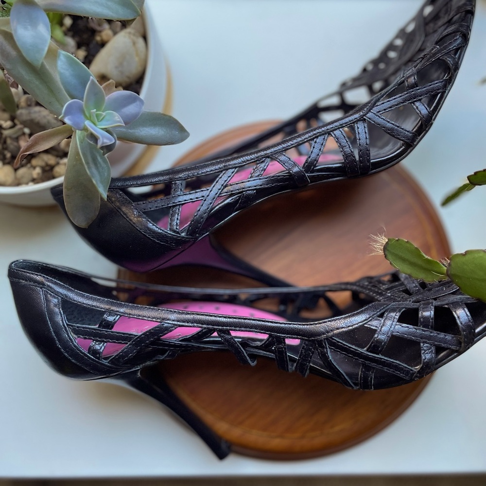 Strappy black stiletto heels sz 7 BCBGirls like new
